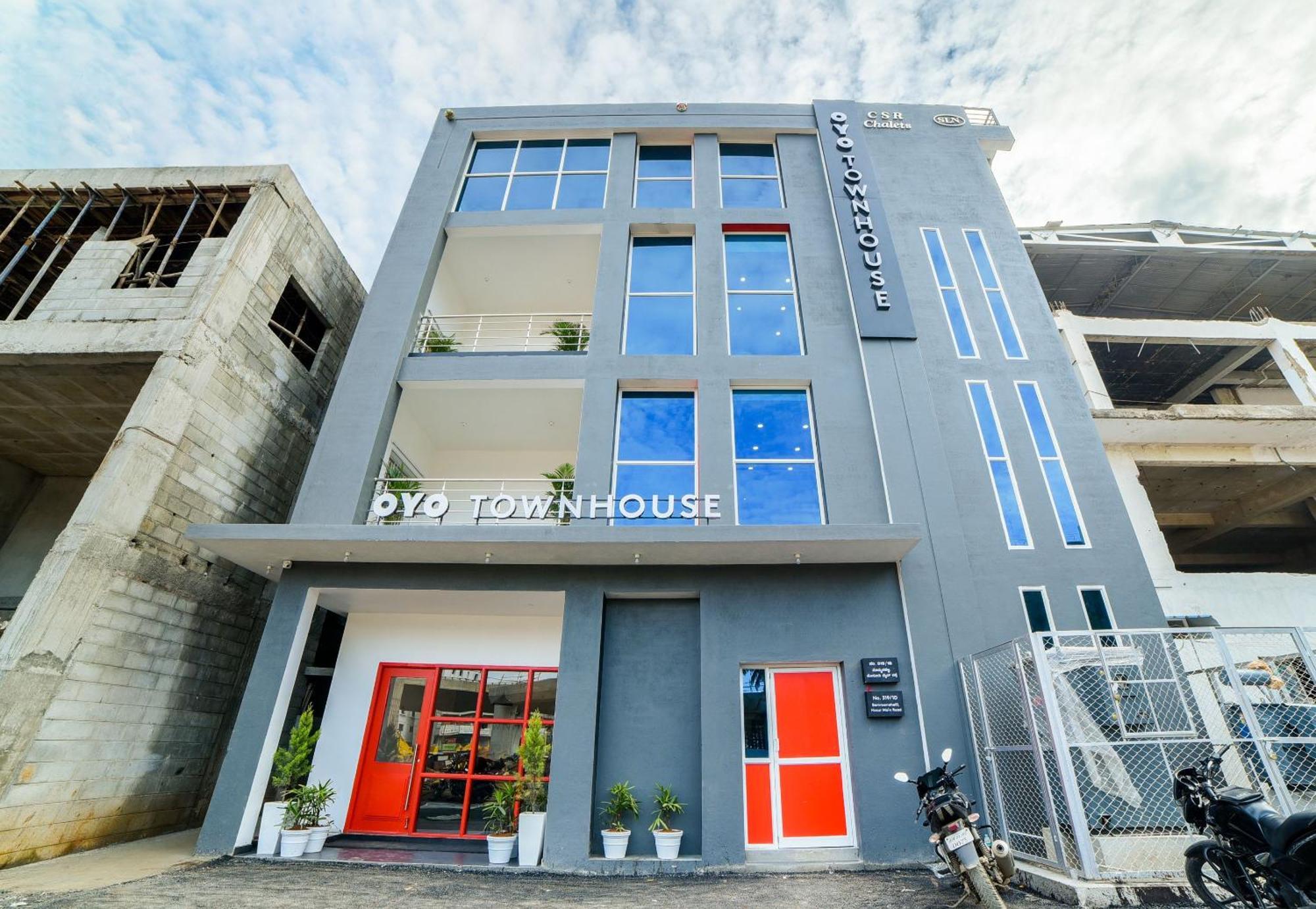 Super Townhouse Hosur Main Road Bommanahalli Near Gopalan Innovation Mall Bangalore Exterior photo